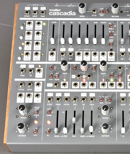 various-Intellijel Cascadia, boxed as new